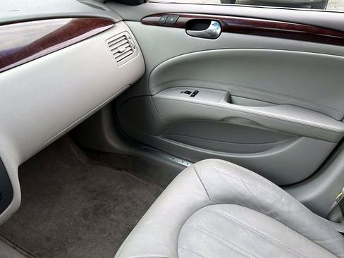 Used 2006 Buick Lucerne CXL w/ Luxury Package image 28