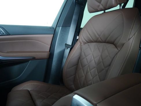 New 2026 BMW X5 xDrive50e AWD/4WD image 24