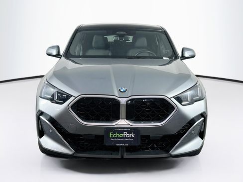 Used 2026 BMW X2 xDrive28i AWD/4WD image 2