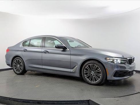 Used 2019 BMW 530e RWD image 9
