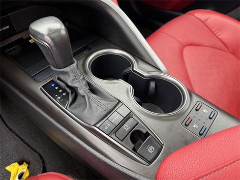 Used 2024 Toyota Camry XSE image 17