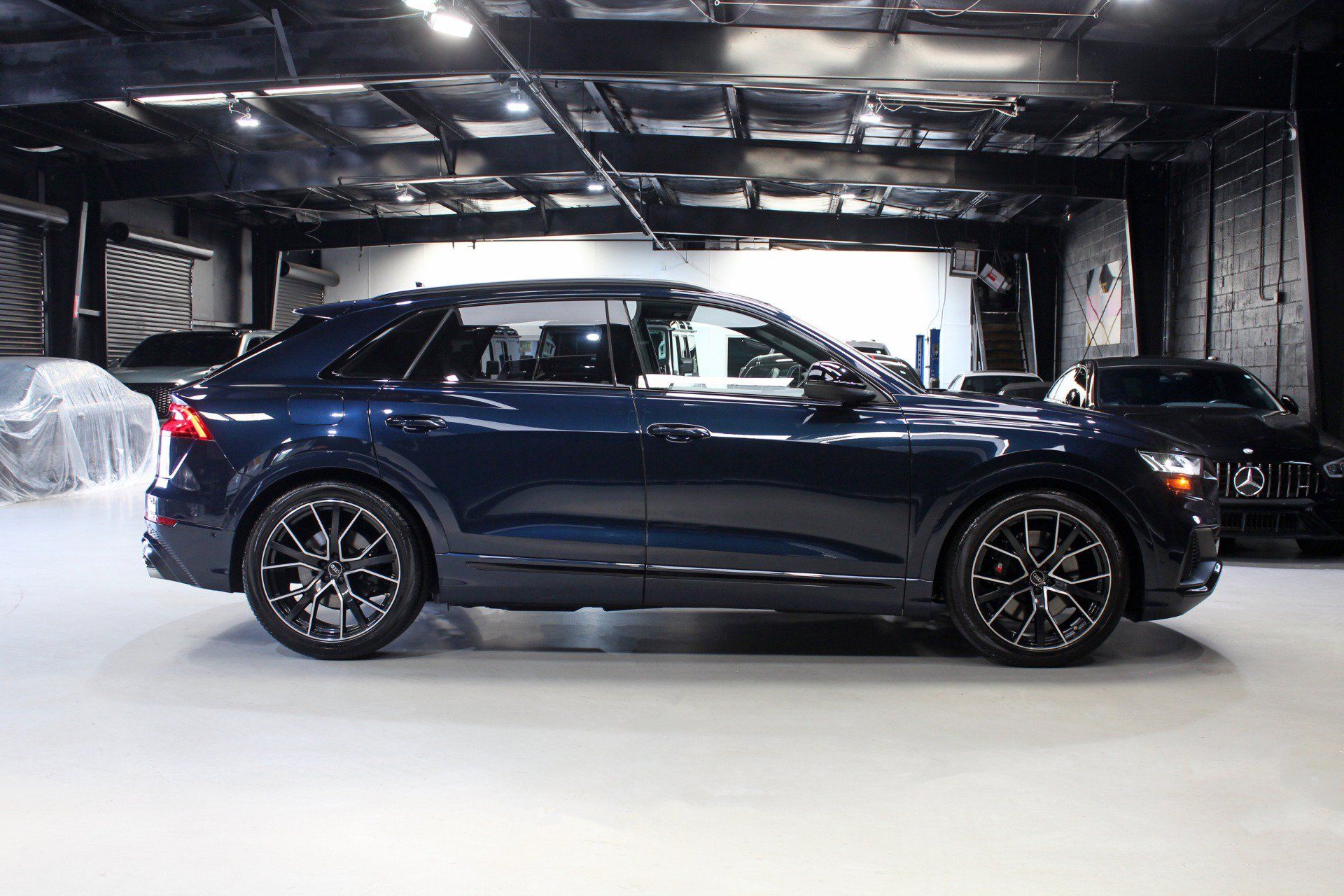 Used 2023 Audi SQ8 Premium Plus AWD/4WD image 17