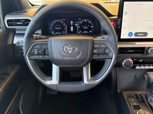 New 2026 Toyota Tacoma TRD Off-Road AWD/4WD image 17