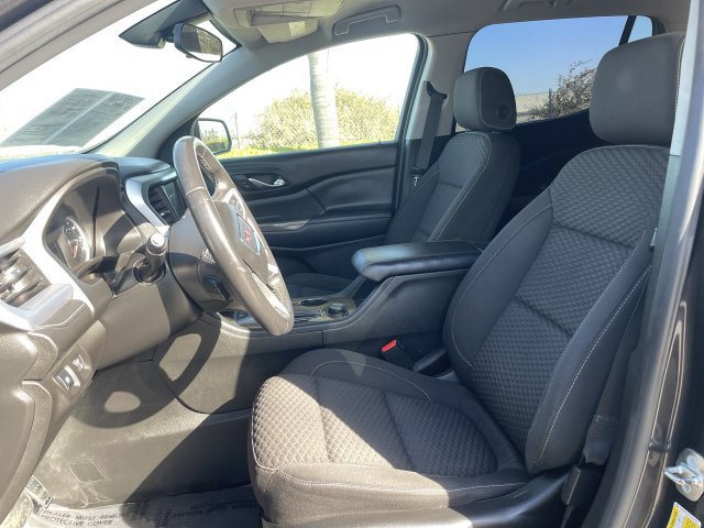 Used 2017 GMC Acadia SLE FWD image 18