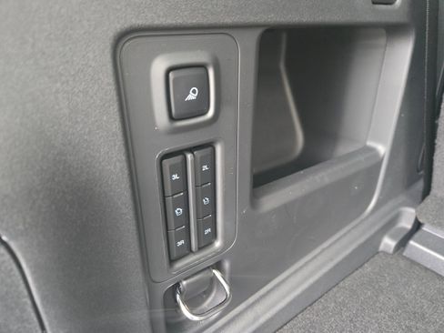 New 2025 Ford Expedition Active image 10