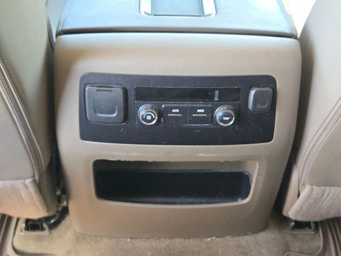 Used 2017 Chevrolet Tahoe LT image 23