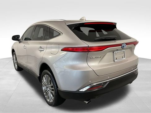 Used 2023 Toyota Venza Limited AWD/4WD image 7