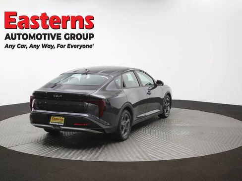 Used 2025 Kia K4 LXS FWD image 39