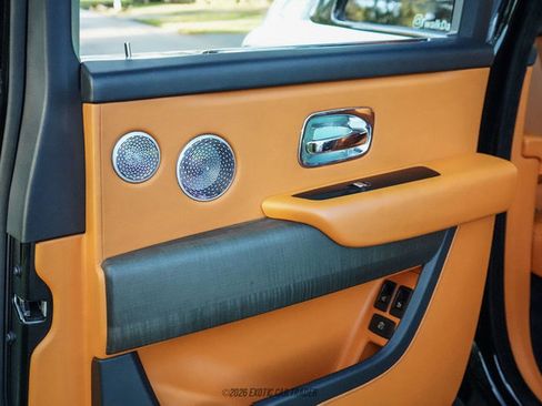 Used 2020 Rolls-Royce Cullinan AWD/4WD image 65