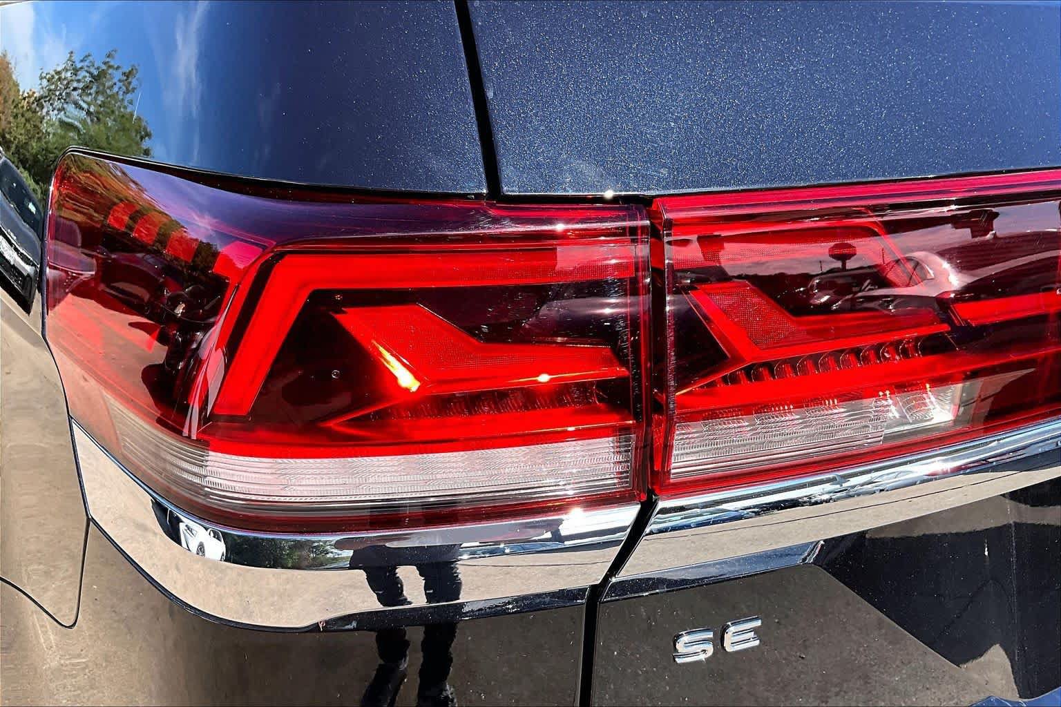 Used 2024 Volkswagen Atlas SE FWD image 27