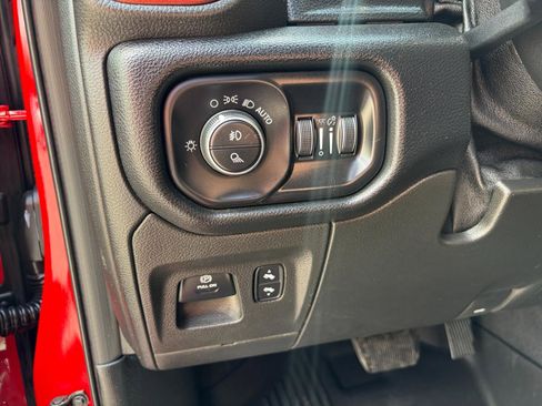 Used 2019 RAM 1500 Rebel w/ Level 1 Equipment Group AWD/4WD image 12