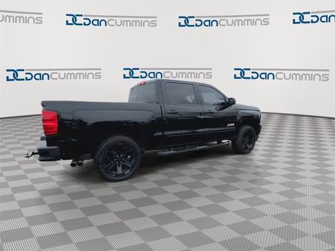 Used 2017 Chevrolet Silverado 1500 LT image 3