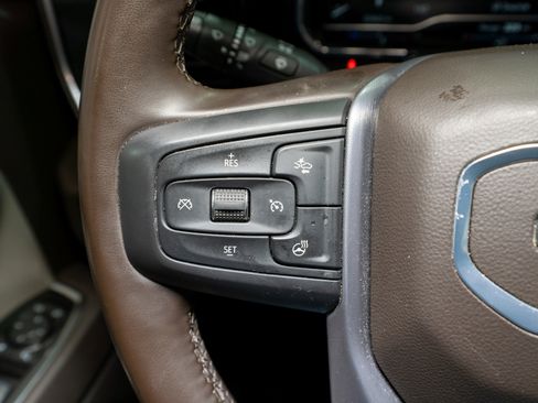 Used 2025 GMC Sierra 1500 SLT image 27