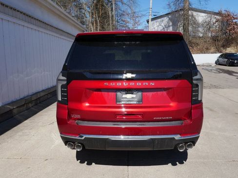 New 2026 Chevrolet Suburban Premier image 6