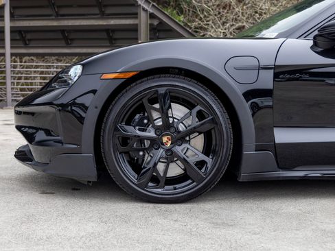 New 2025 Porsche Taycan 4S image 13