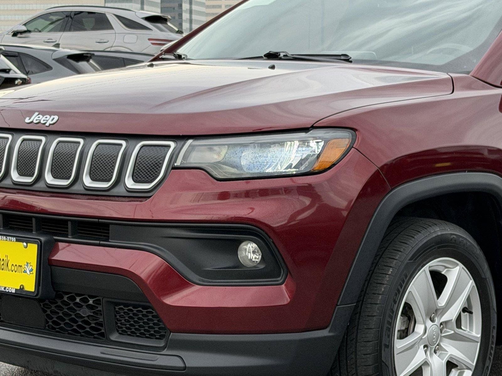 Used 2022 Jeep Compass Latitude w/ Convenience Group FWD image 9