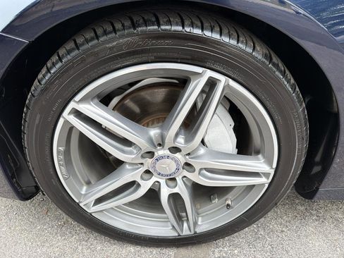 Used 2017 Mercedes-Benz E 300 4MATIC image 44