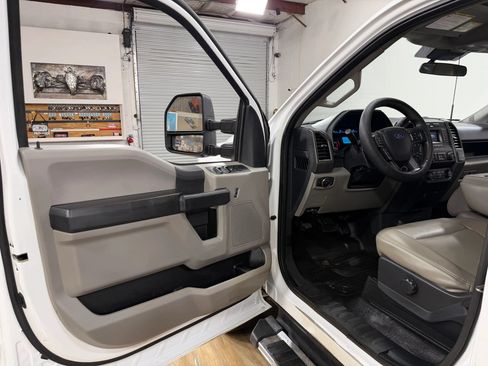 Used 2022 Ford F250 XL w/ Power Equipment Group AWD/4WD image 11