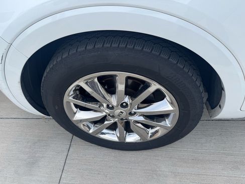 Used 2017 Kia Sorento SX FWD image 8