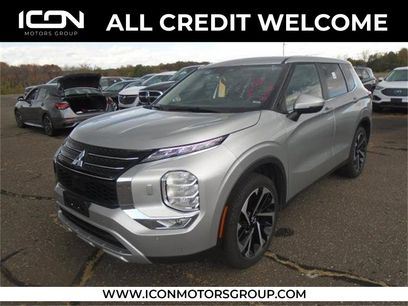 Used 2024 Mitsubishi Outlander SE Black Edition