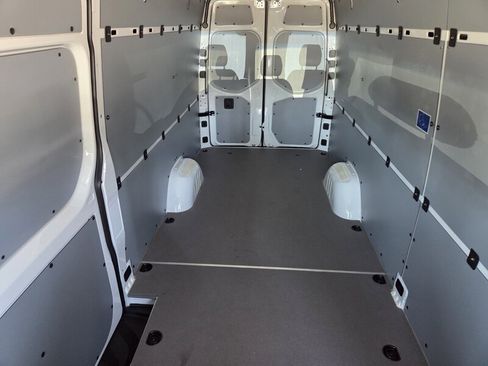 New 2026 Mercedes-Benz Sprinter 2500 image 17