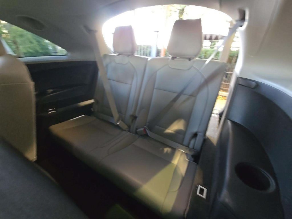 Used 2020 Acura MDX w/ Technology Package AWD/4WD image 4