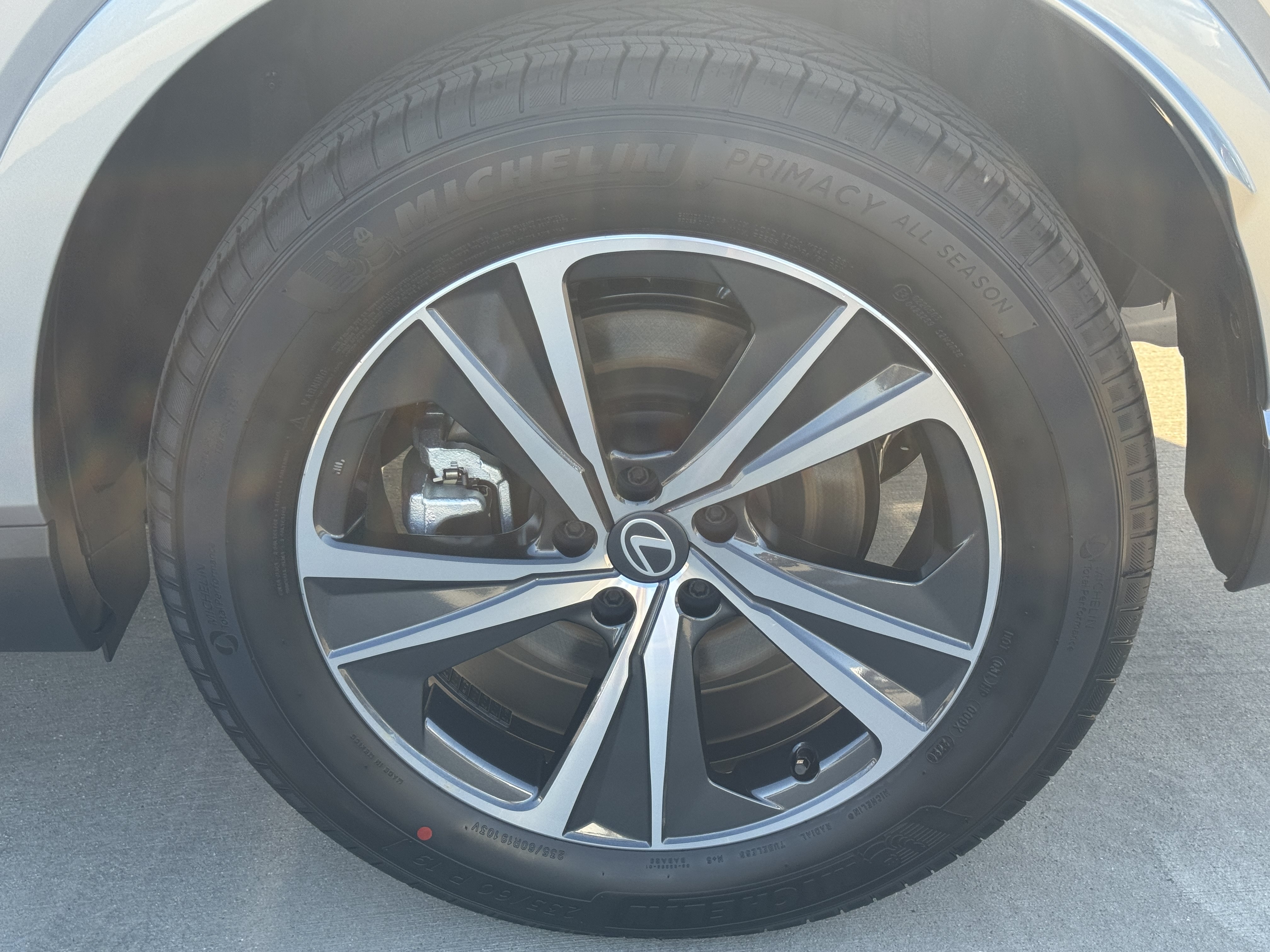 New 2026 Lexus RX 350 FWD image 17