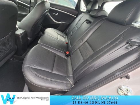 Used 2014 Hyundai Elantra GT w/ Option Group 03 FWD image 14