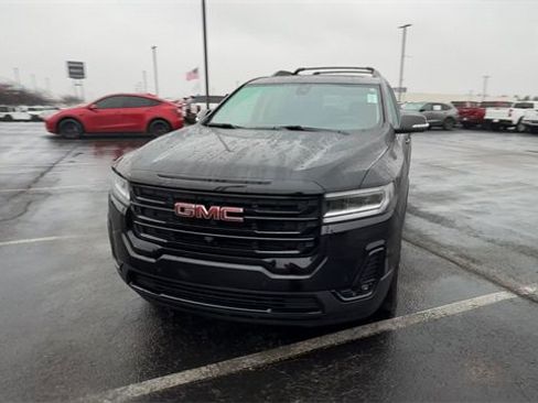Used 2021 GMC Acadia SLT w/ Elevation Edition image 3