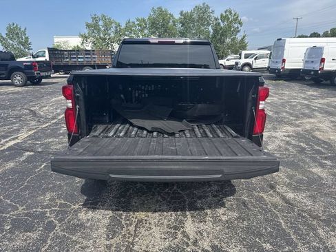 Used 2021 Chevrolet Silverado 1500 Custom AWD/4WD image 22