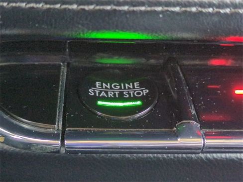 Used 2021 Lincoln Nautilus Reserve image 28