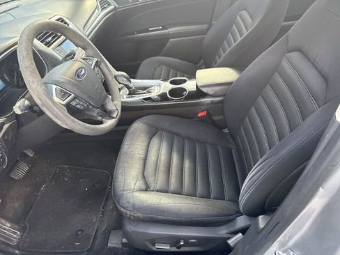 Used 2014 Ford Fusion SE image 10