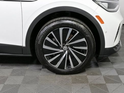 Certified 2023 Volkswagen ID.4 Pro S Plus image 18