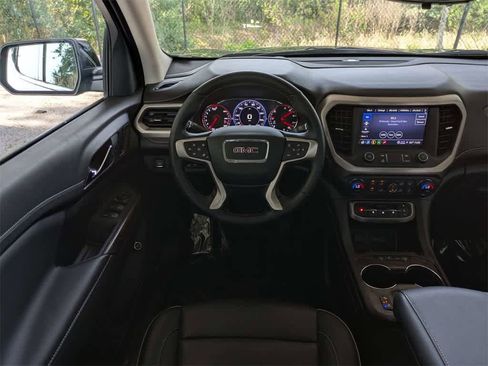 Used 2023 GMC Acadia Denali w/ Black Diamond Edition image 24