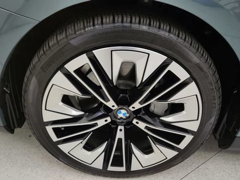 Used 2026 BMW i5 eDrive40 AWD/4WD image 91