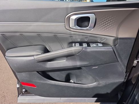 New 2026 Kia Sorento SX image 8