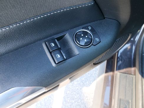 Used 2022 Ford Mustang GT image 18