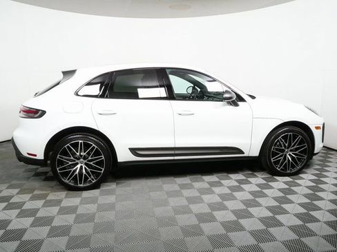 Certified 2023 Porsche Macan Turbo AWD/4WD image 28