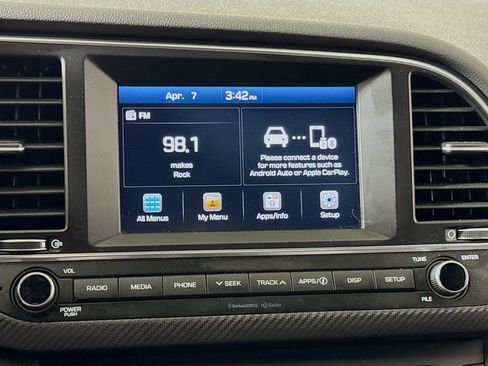 Used 2018 Hyundai Elantra Sport w/ Cargo Package image 12