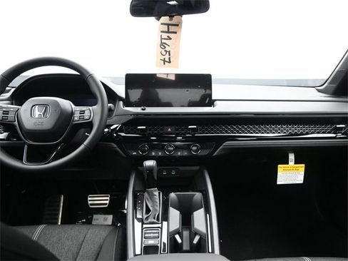 Certified 2025 Honda Accord Sport image 9