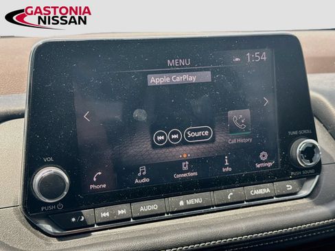 Used 2022 Nissan Rogue SV FWD image 18