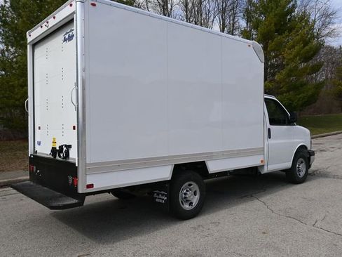 New 2026 Chevrolet Express 3500 w/ Power Convenience Package RWD image 7