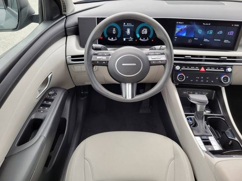 Used 2025 Hyundai Tucson SEL image 18