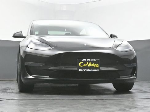 Used 2021 Tesla Model 3 Standard Range Plus image 44