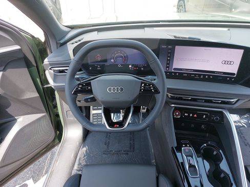 New 2026 Audi SQ5 Premium Plus AWD/4WD image 16