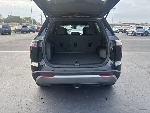 Used 2025 Chevrolet Equinox LT image 5