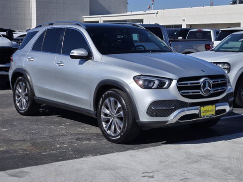 Used 2021 Mercedes-Benz GLE 350 4MATIC image 3
