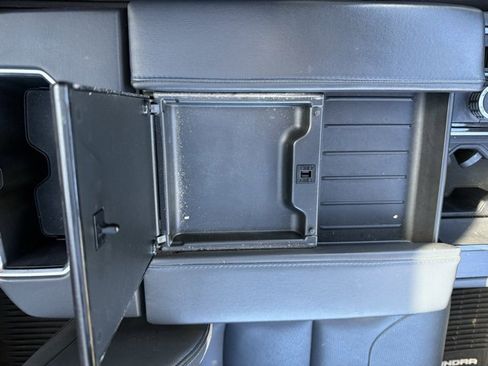 Used 2022 Toyota Tundra Platinum w/ Advanced Package image 29