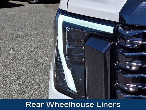Used 2024 GMC Sierra 2500 Denali Ultimate AWD/4WD image 30