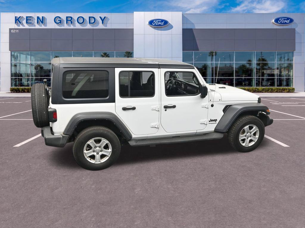 Used 2022 Jeep Wrangler Unlimited Sport AWD/4WD image 13